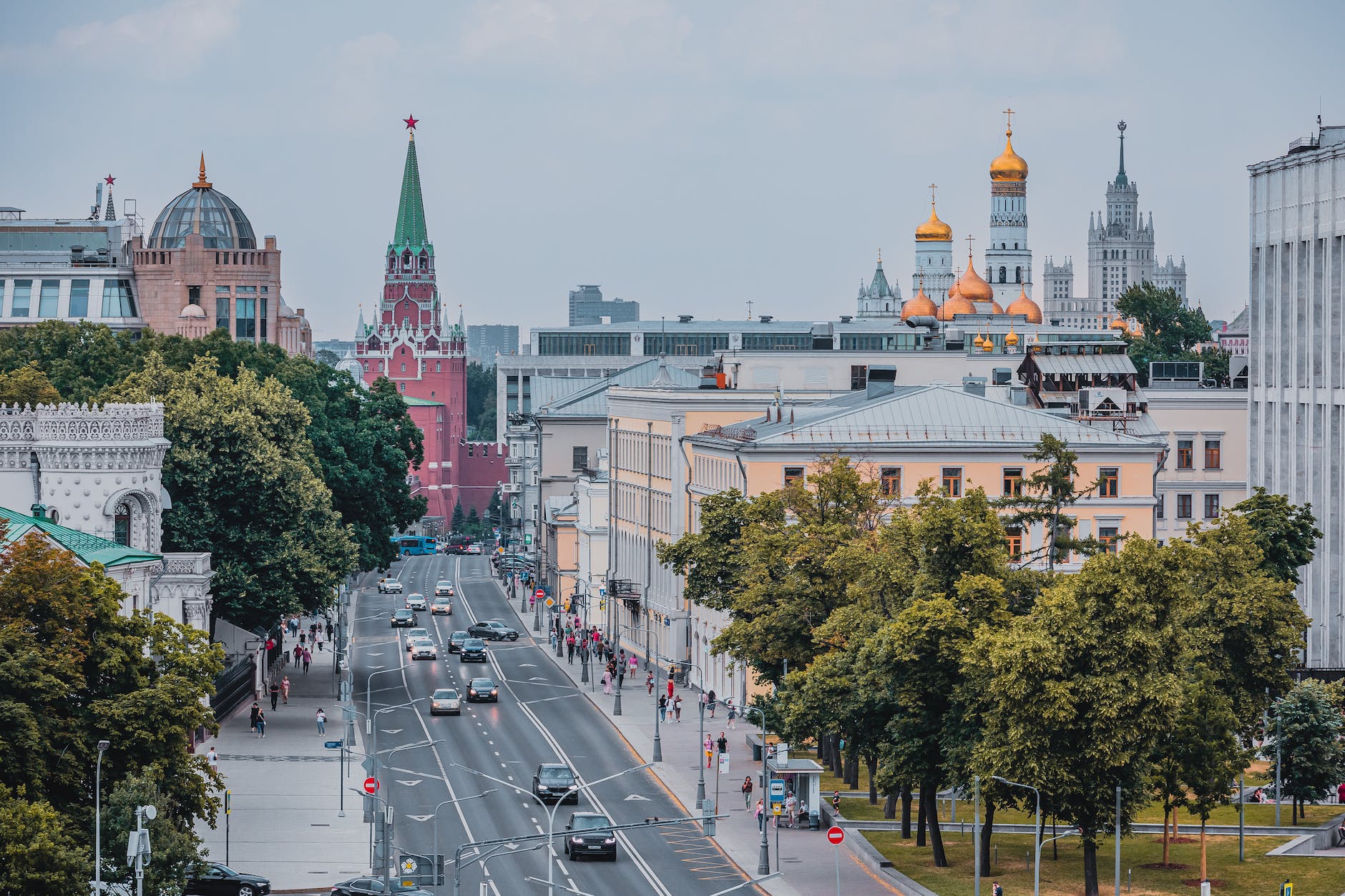 kremlin gold domes above street of moscow russia