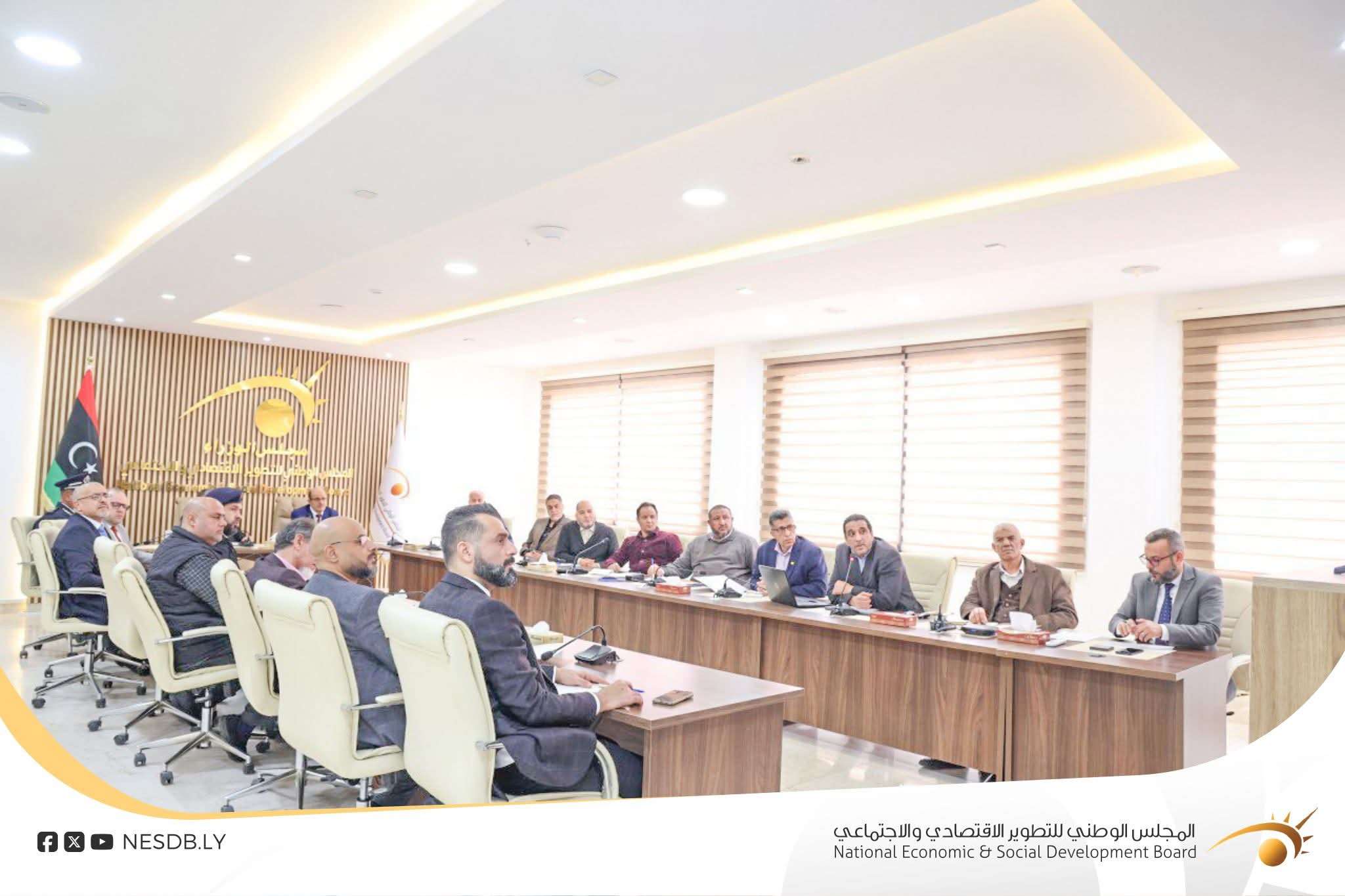 المجلس الوطني للتطوير الاقتصادي والاجتماعي يبحث مع وزارة السياحة سبل حماية المواقع الأثرية الليبية المدرجة على “قائمة الخطر”