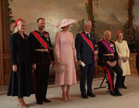 يقوم الملك فيليب والملكة ماتيلد بزيارة دولة إلى النرويج – وسيتم مناقشة الطاقة والدفاع أيضاً