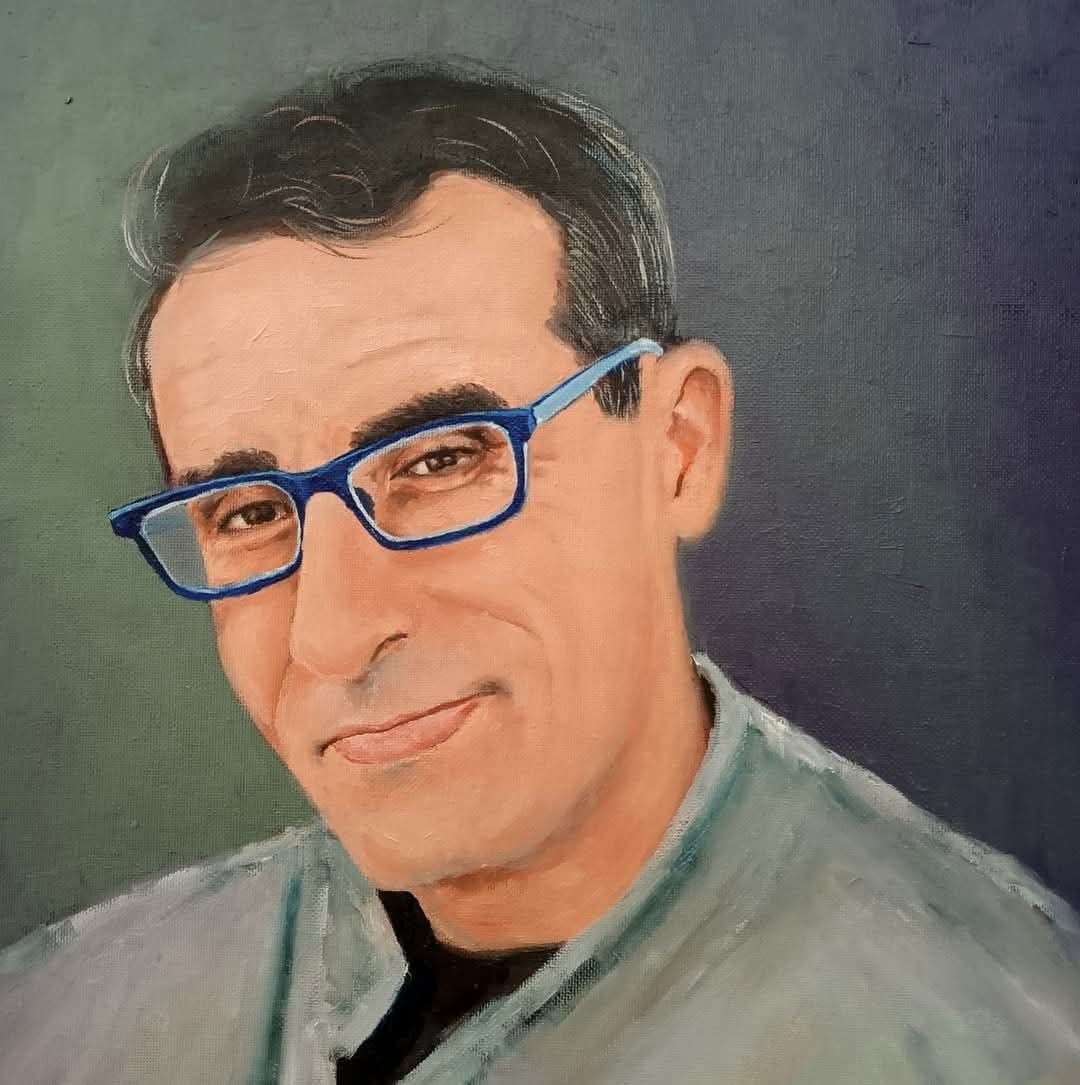 العقل والحب وطوفان الحرب “قصائد العطر.. بين العقل والحب وطوفان الحرب”الشاعر والكاتب الليبي فرج العرب. (أرشيفية: الإنترنت)