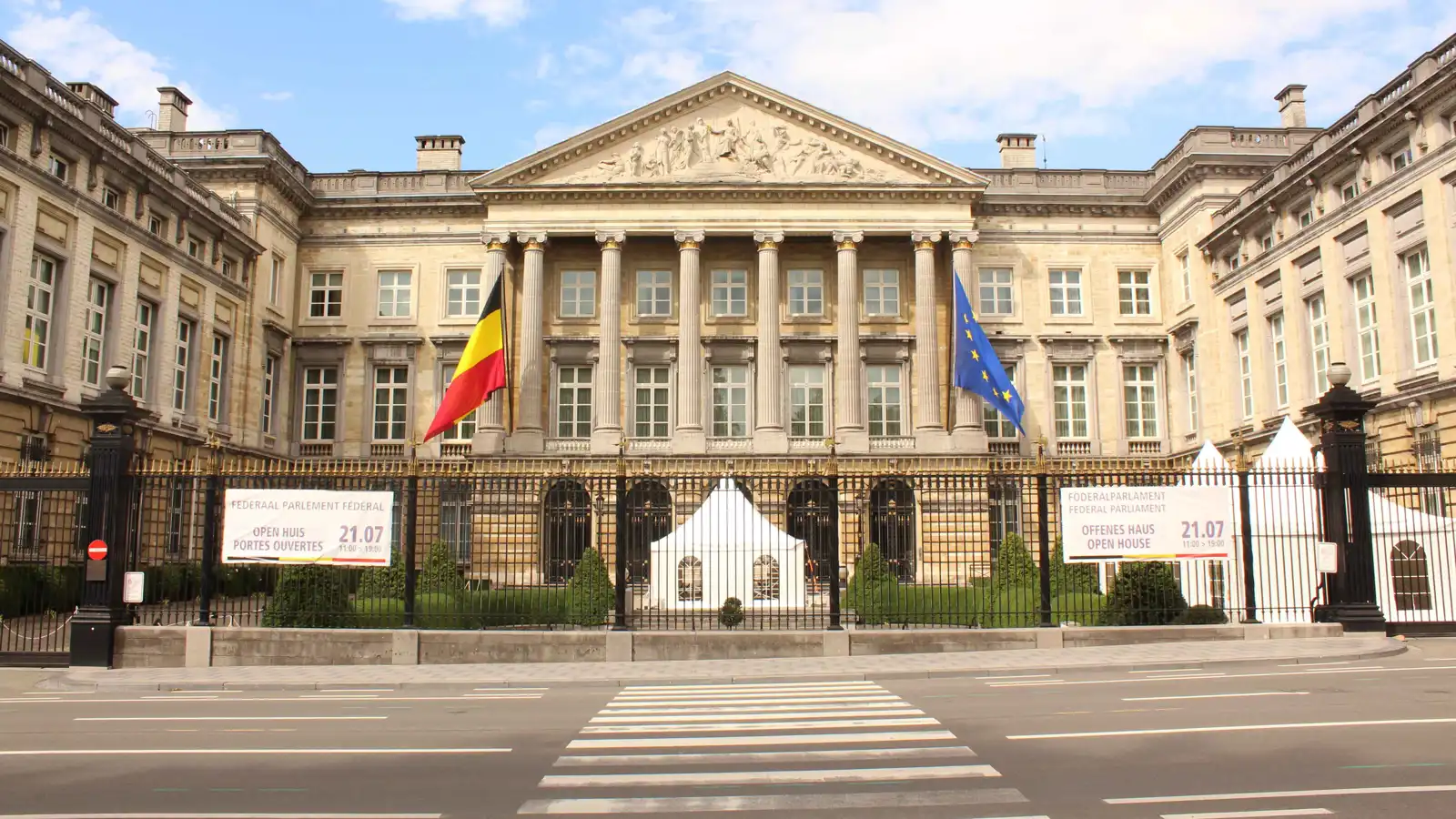 بلجيكا تُسجّل أكبر عجز في الميزانية داخل منطقة اليورو — وخبراء يُحذّرون من أزمة مالية وشيكة