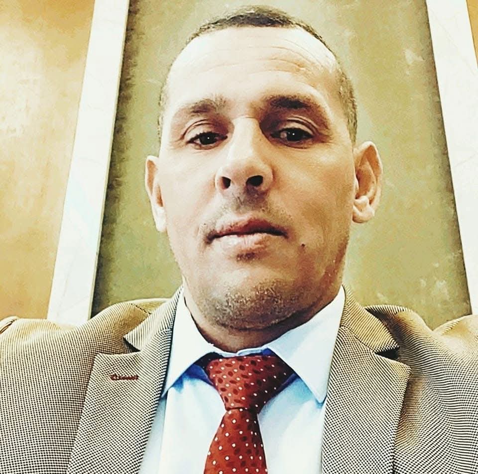 “الخمسة السعادي … ومنهن أمي”