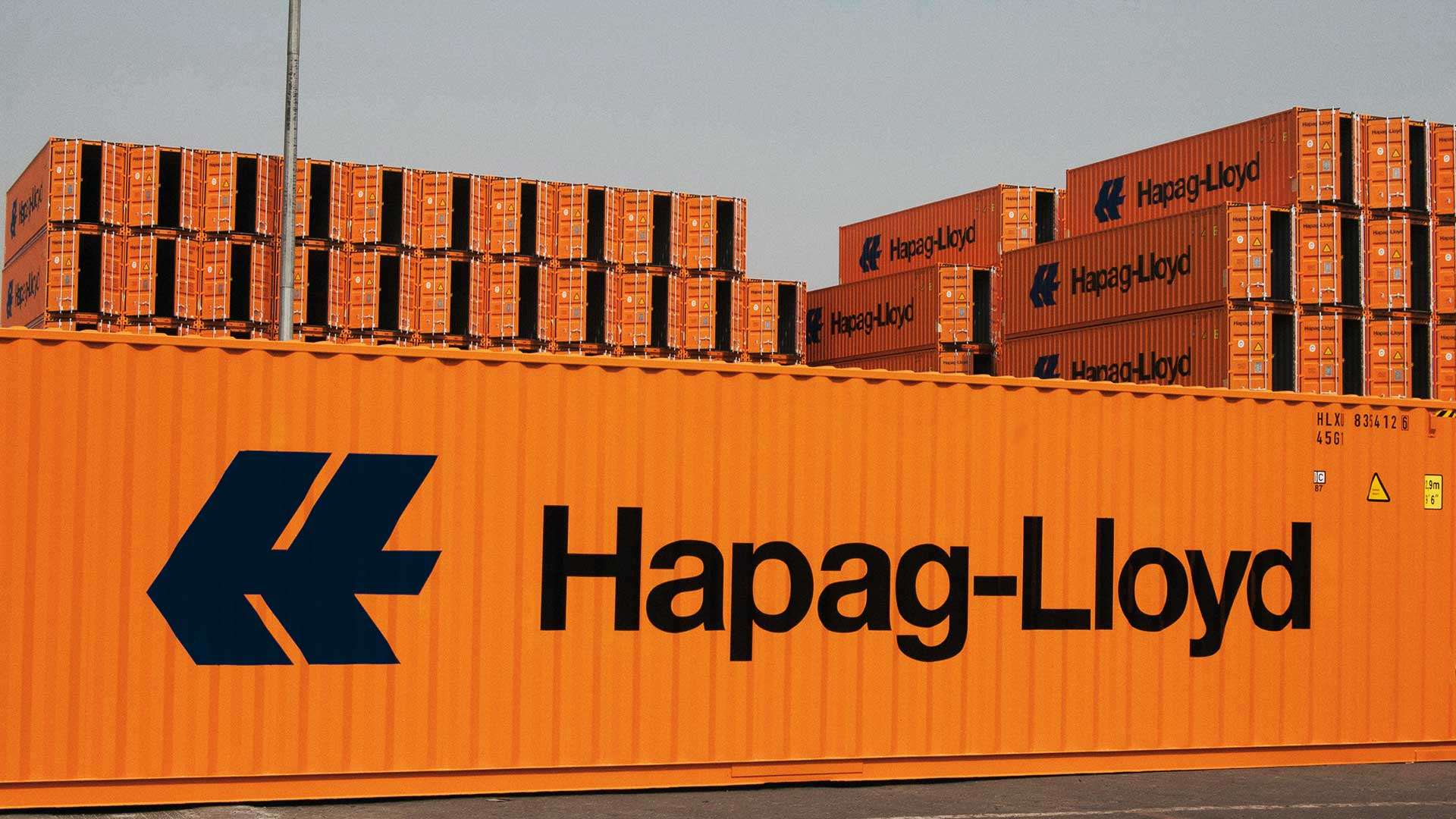 Hapag-Lloyd تخسر 219 مليون يورو في الربع الأول من 2026 و4 سفن محاصرة في الخليج — العراق يُصدر 10 مليون برميل عبر هرمز رغم التوترات