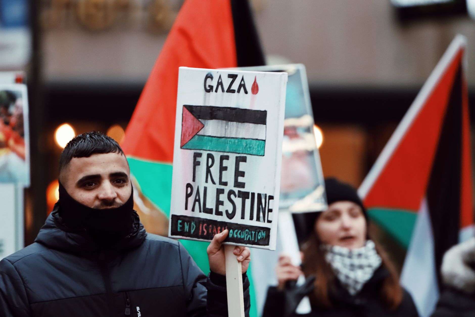 فلسطيني غزة في بلجيكا — 3 حقوق لا تعرفها