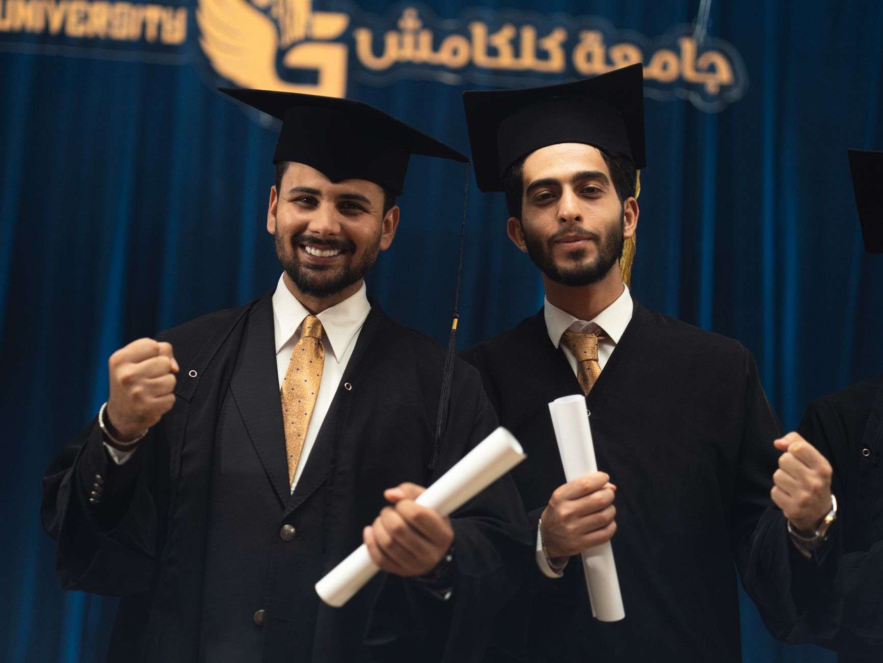مسار الإقامة يضيق: تراجع طلبات اللجوء ورقابة أشد على الباحثين عن عمل من مواطني الاتحاد