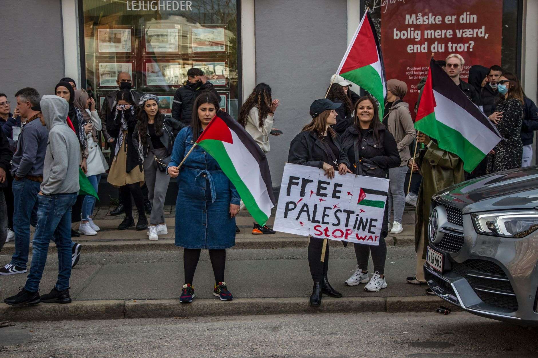 للفلسطيني في أوروباالوضع يُعزّز ملف لجوئك — إليك كيف