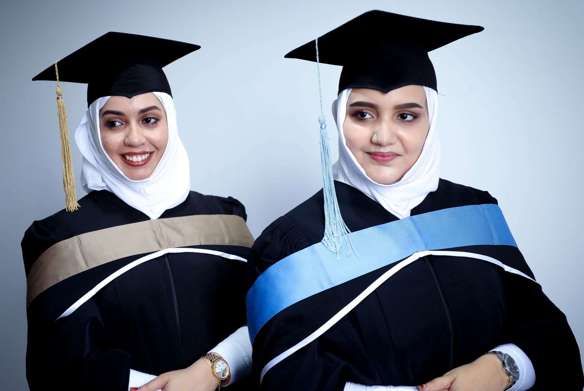 الاعتراف بالشهادات دون وثائق ثبوتية واحتساب مدة الإجراء ضمن سنوات الإقامة الطويلة الأمد